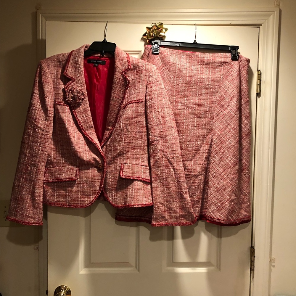 Anne Klein Red Tweed skirt suit